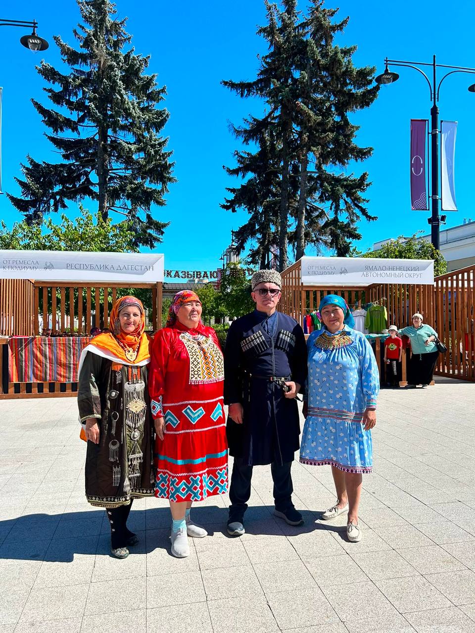 Мастера народных художественных промыслов Дагестана приняли участие в Международном фестивале моды и культурного кода «От ремесла к подиуму»