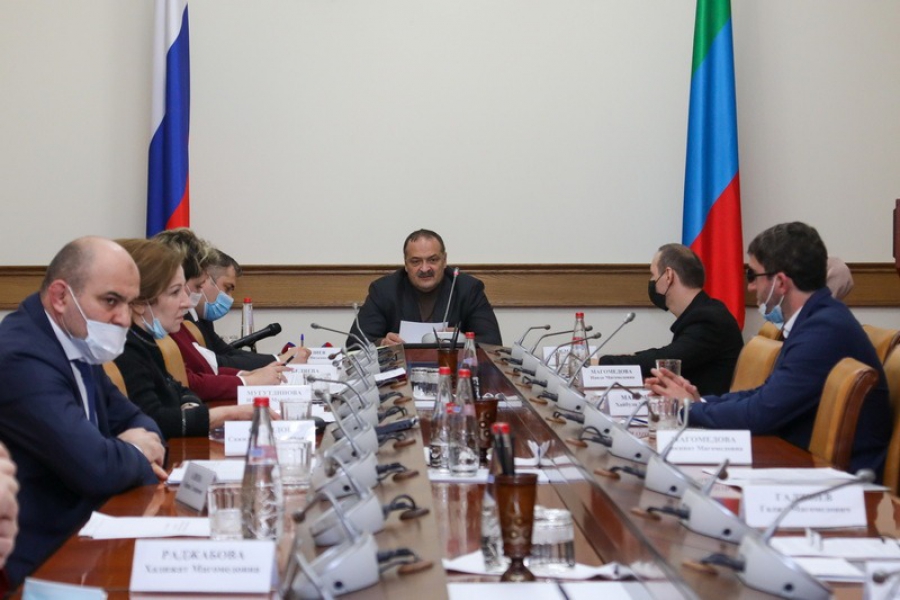 Меры поддержки людей с ограниченными возможностями обсудили на Совете при Главе Республики Дагестан по делам инвалидов