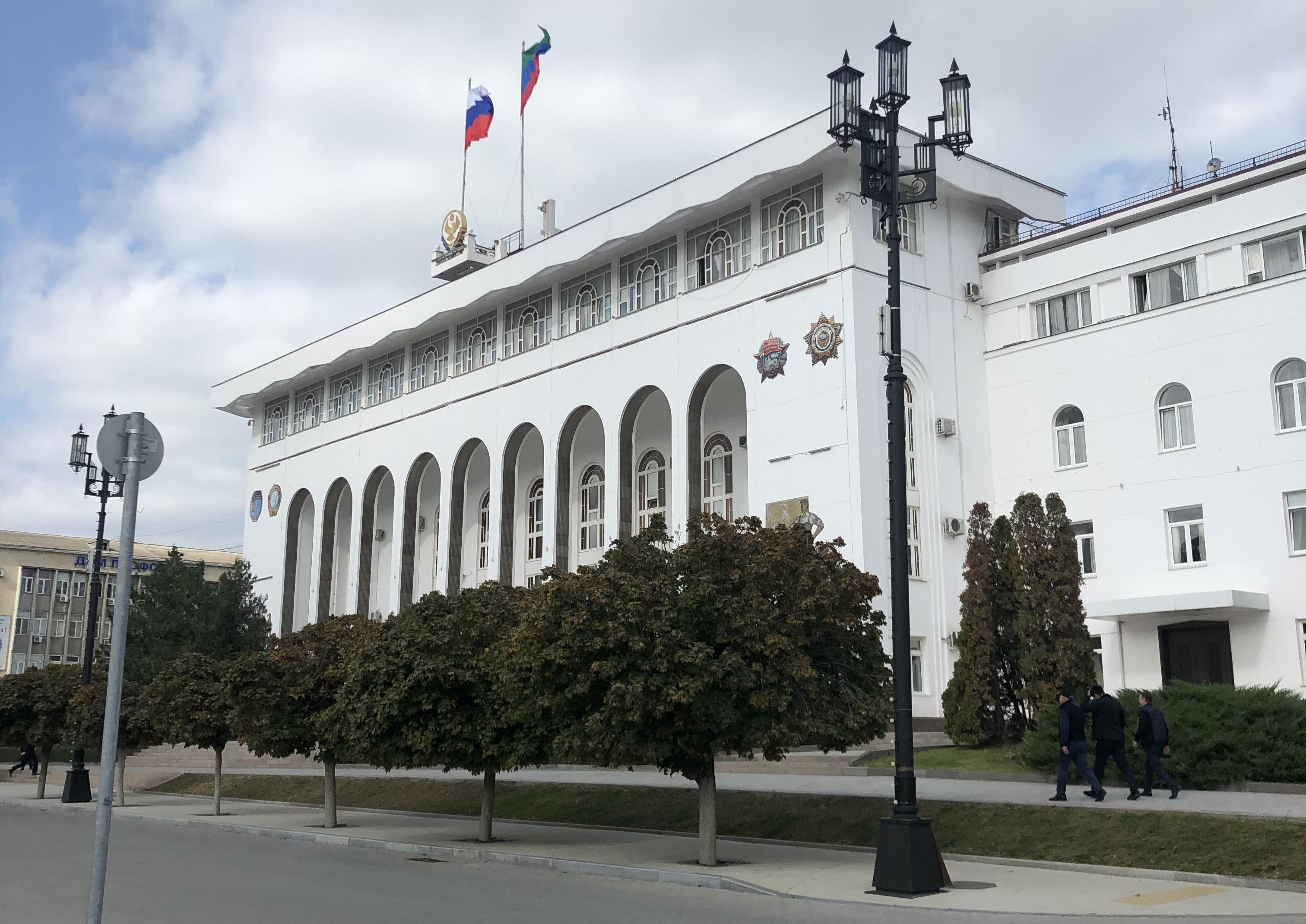 Глава Дагестана Меликов возглавил региональный штаб по газификации и развитию ЖКХ