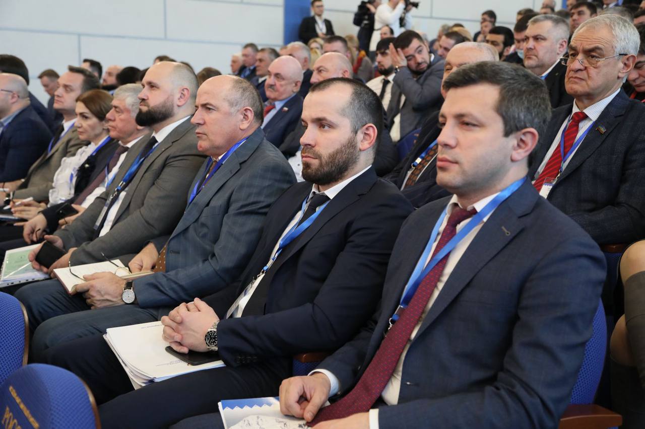 Дагестанская делегация приняла участие в форуме «Северный Кавказ - 2022: меры по повышению устойчивости экономики в условиях санкций»