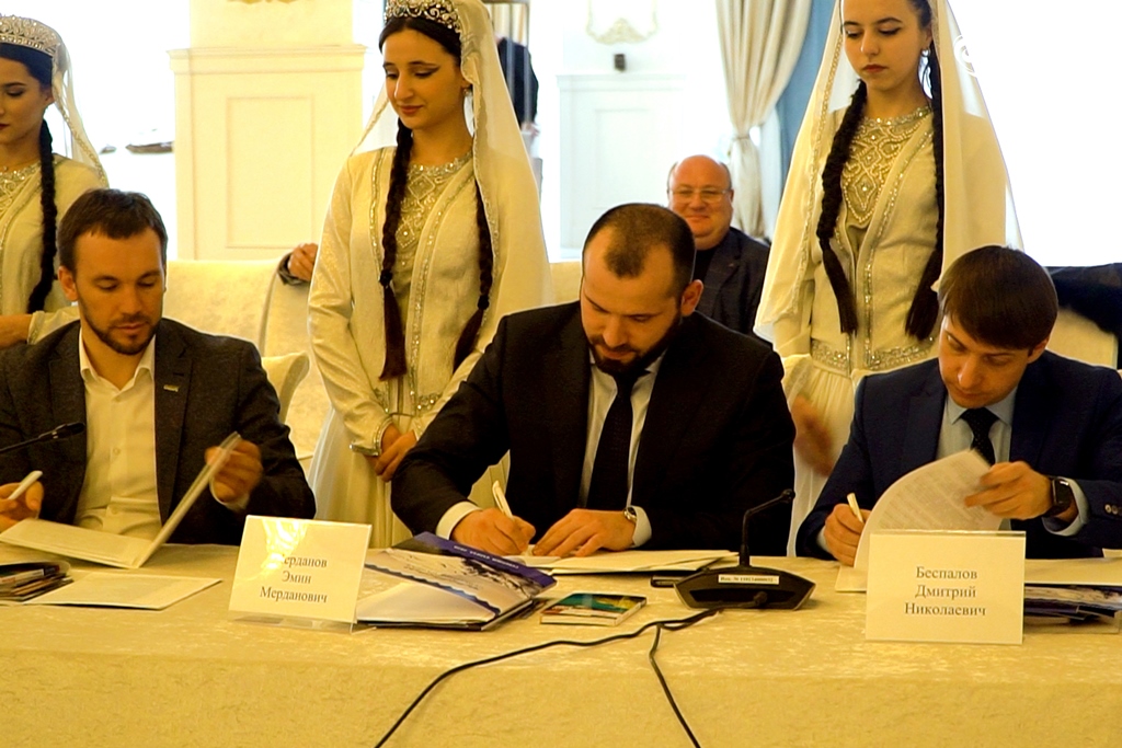 Соглашение о сотрудничестве в области развития туризма подписали регионы СКФО и Адыгея