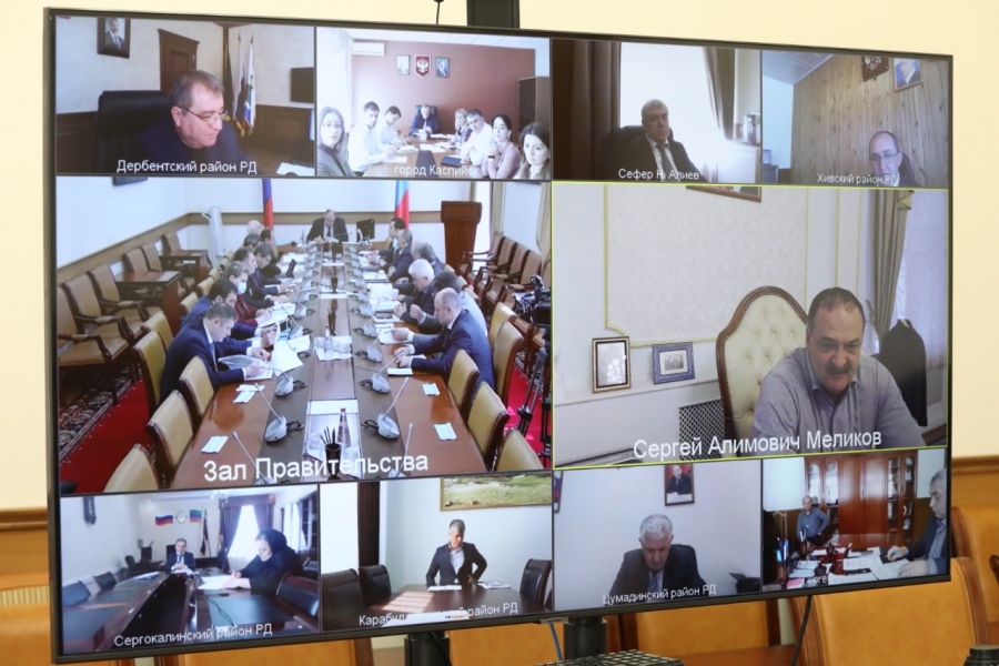 Под руководством Сергея Меликова обсуждены меры поддержки экономики Дагестана