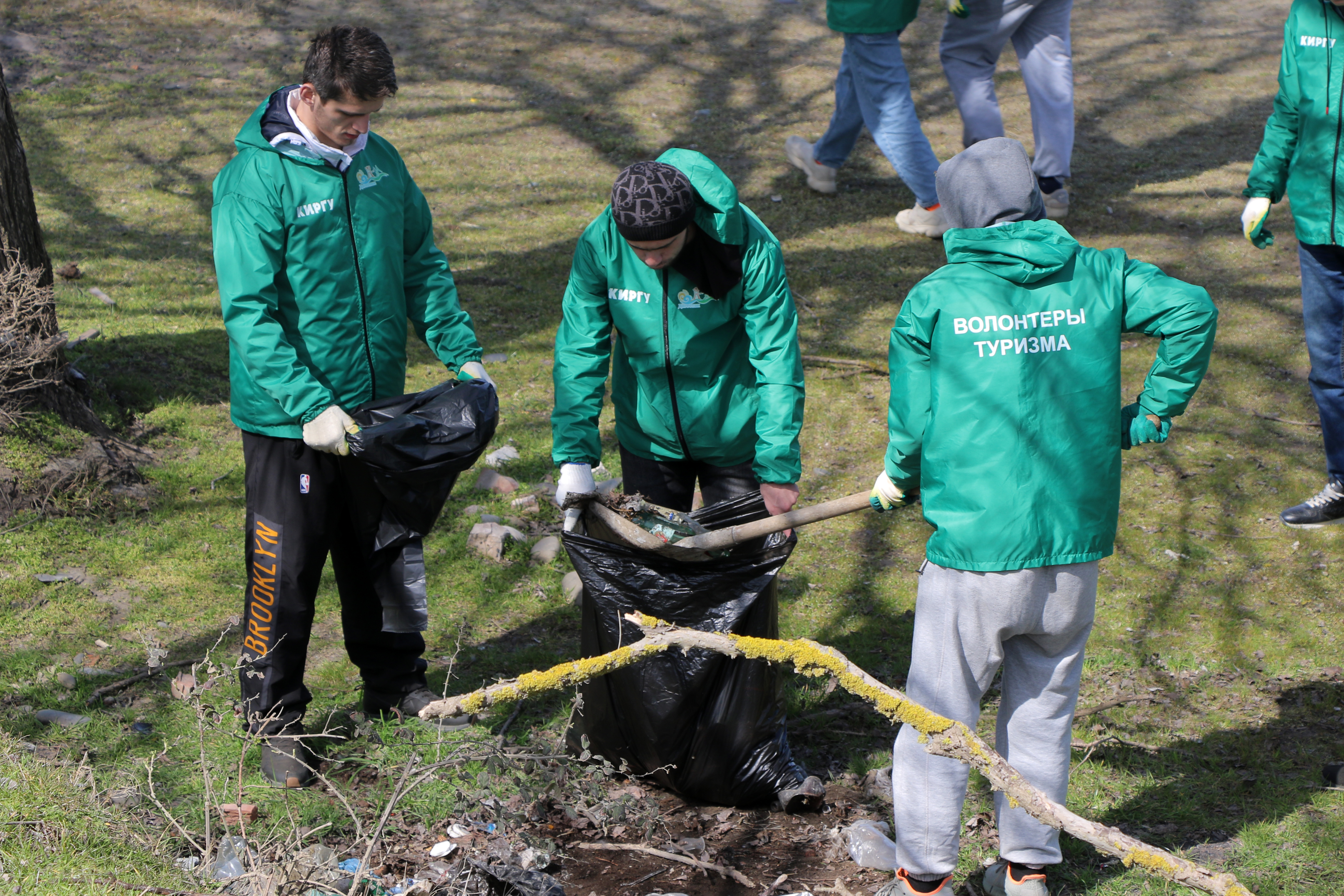В Магарамкентском районе прошел экологический субботник