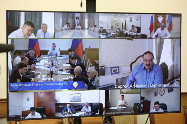 Под руководством Сергея Меликова обсуждено развитие экономики Дагестана в условиях санкций