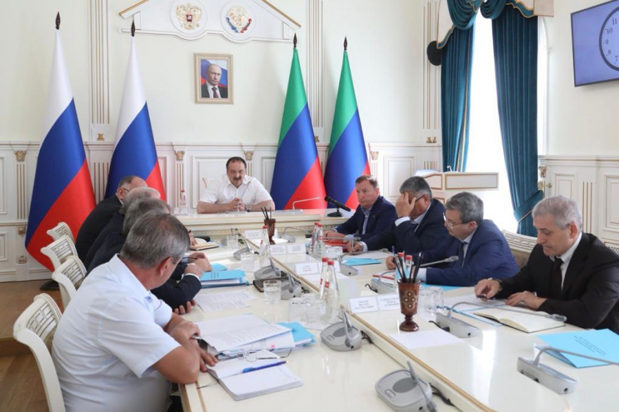 Сергей Меликов провёл совещание по итогам участия Республики Дагестан в ПМЭФ-2022 г