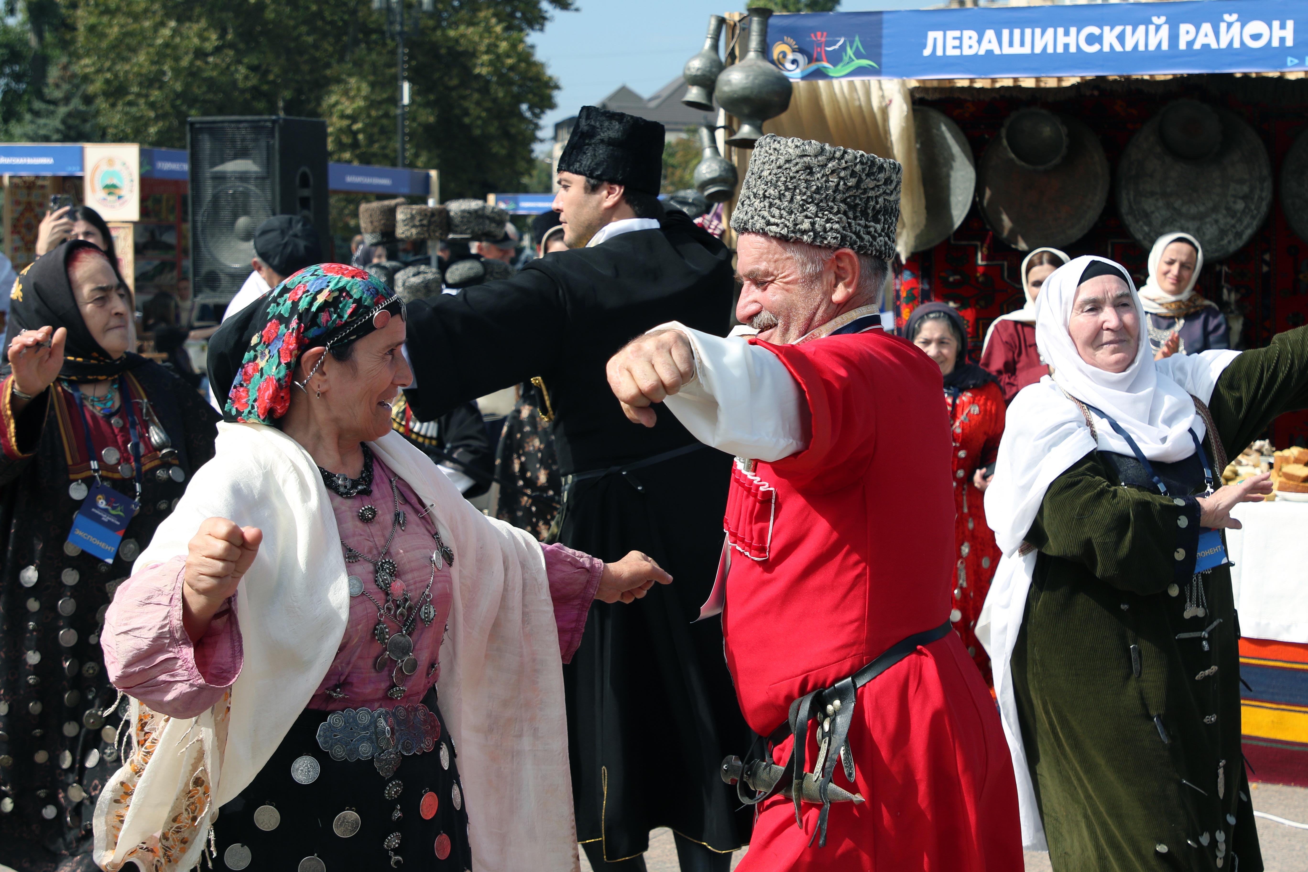 В Махачкале прошел северокавказский туристический форум «Открытый Дагестан 2022»
