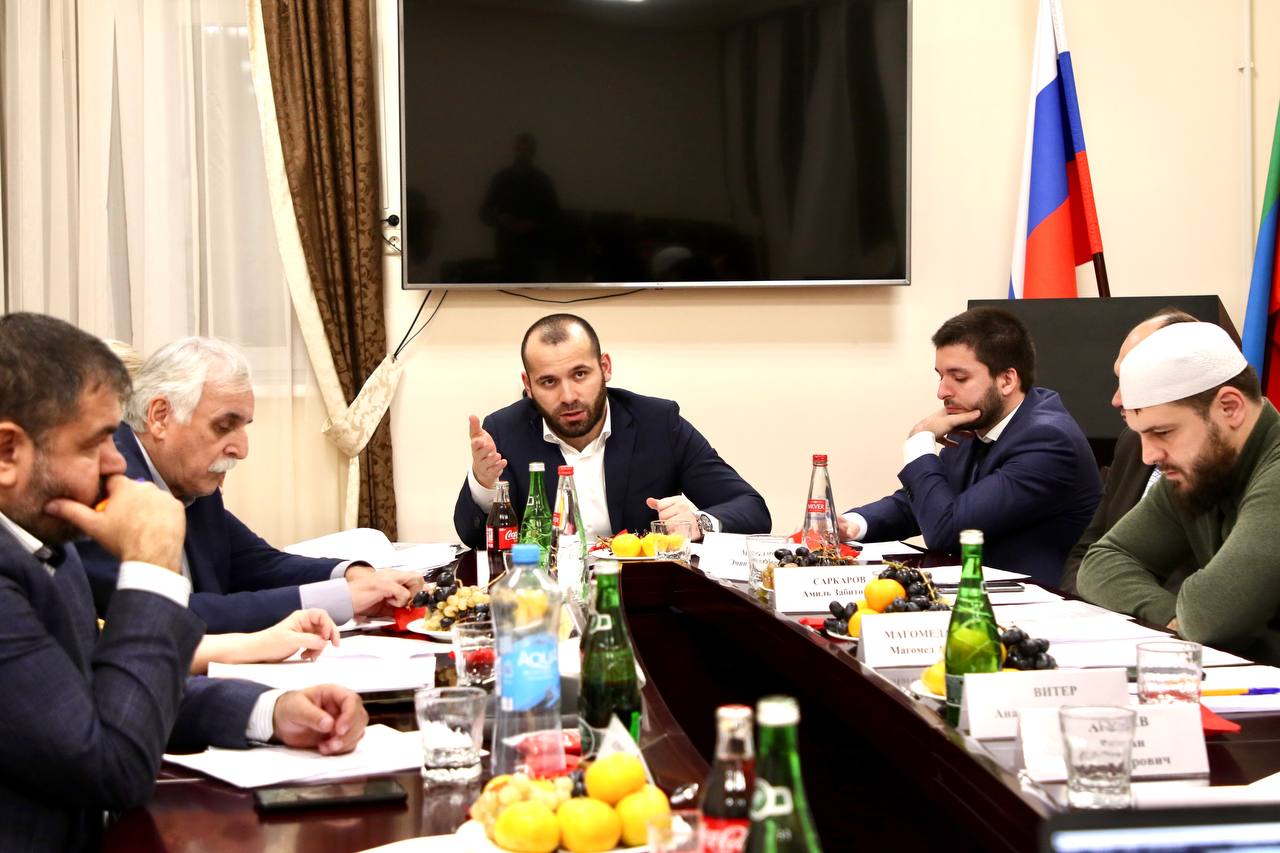 В Дагестане прошла первая аттестация экскурсоводов (гидов)