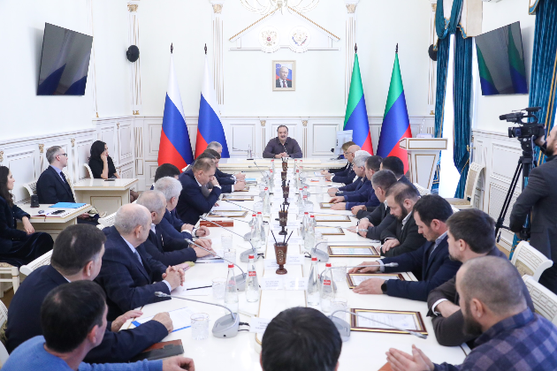 Сергей Меликов встретился с представителями общественных объединений и предпринимательского сообщества Дагестана