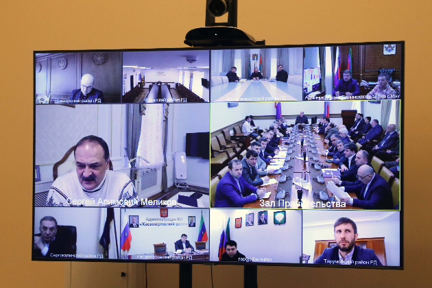 Сергей Меликов провел совещание по оперативной обстановке в первые дни нового года