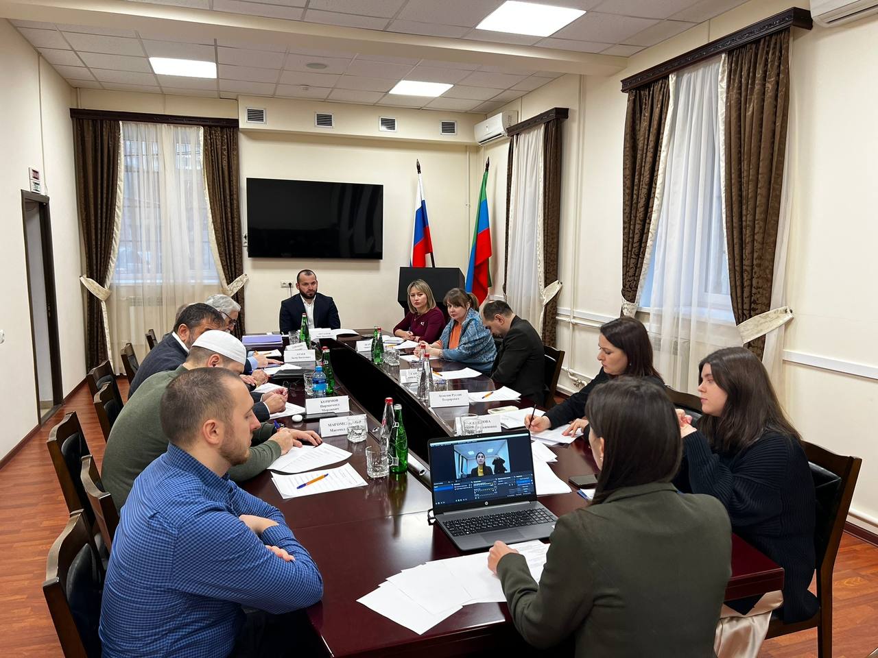 В Минтуризме Дагестана прошла пересдача аттестации экскурсоводов (гидов)