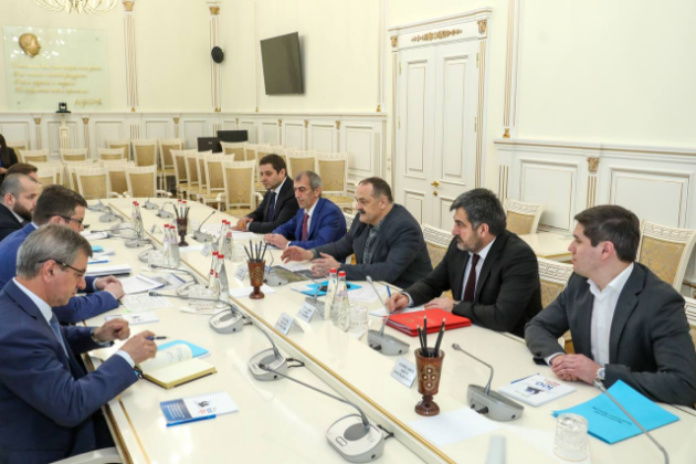 Сергей Меликов и Андрей Юмшанов обсудили механизмы господдержки инвестиционных проектов Дагестана