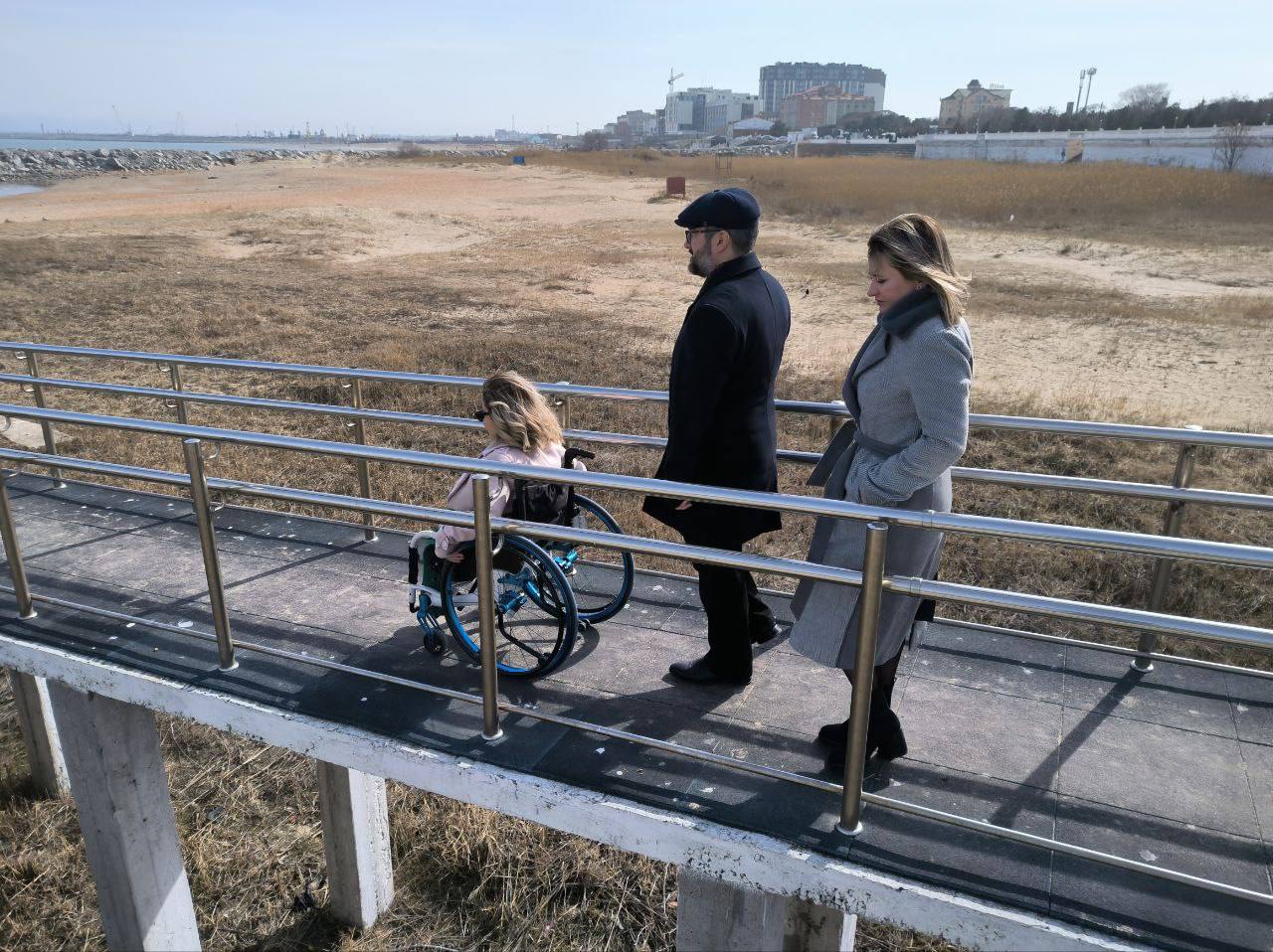 Туристские объекты Каспийска проверили на доступность для людей с ограниченными возможностями