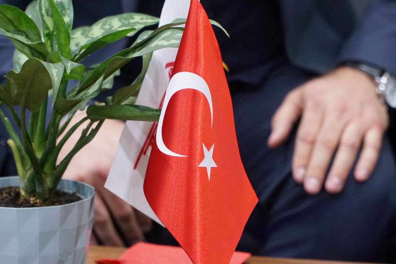 Делегация Турции посетила стенд Дагестана