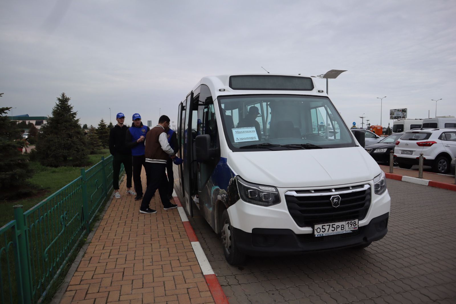 Автобусы курсируют по маршруту «Махачкала – Аэропорт»