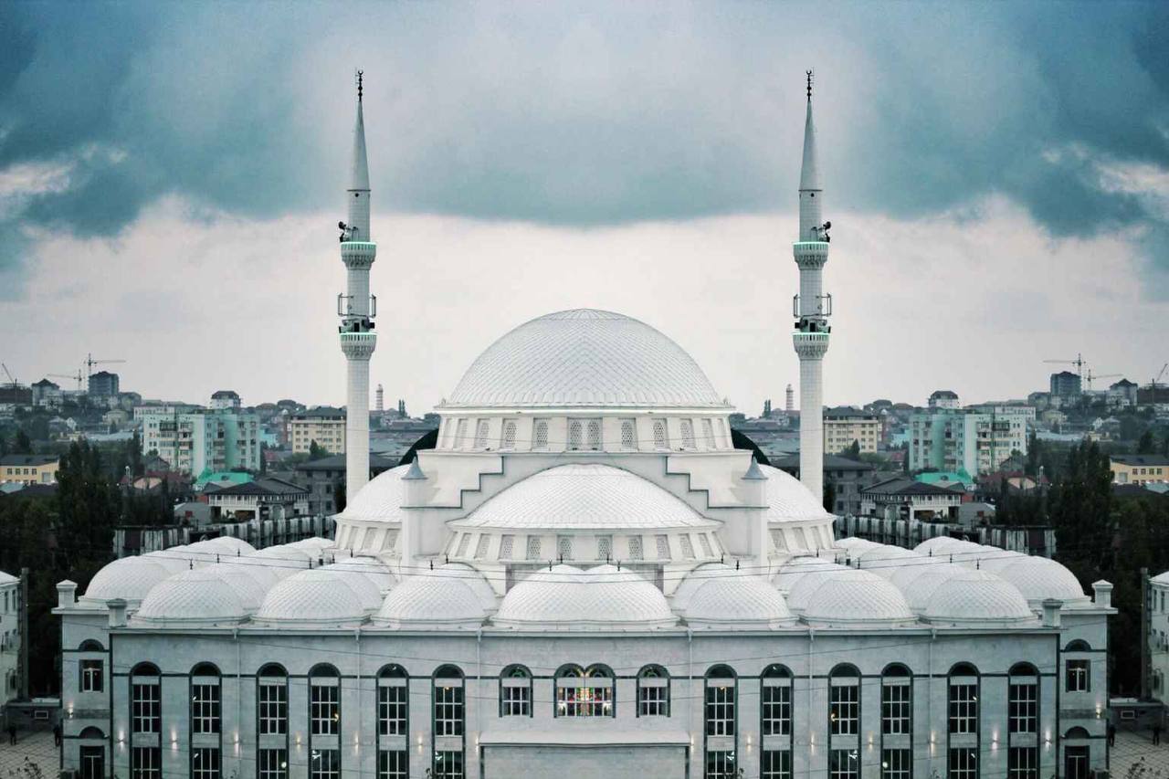 Поздравление Эмина Мерданова с Ураза-Байрам