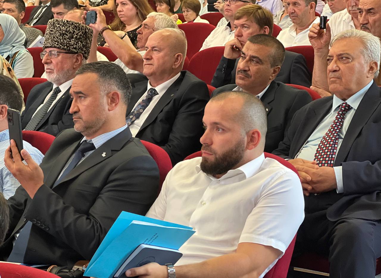 Эмин Мерданов принял участие в официальном открытии третьего Международного форума соотечественников