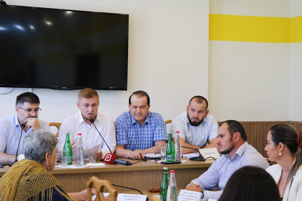 Прошли общественные слушания по теме туризма на примере Гамсутля