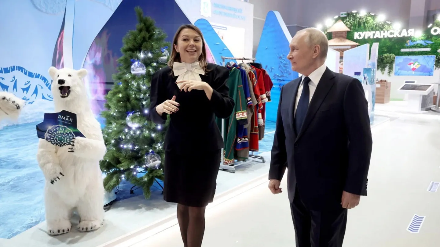 Владимир Путин посетил дагестанский стенд на форуме-выставке «Россия» в Москве.