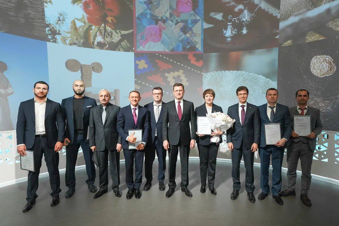 Межгюльская ковровая фабрика получила сертификат соответствия