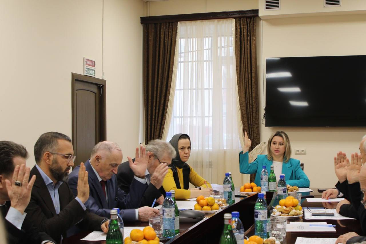 Художественно-экспертный совет при Правительстве РД оценил новые изделия дагестанских мастеров