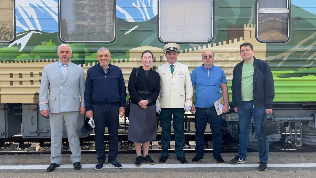 В Дагестан прибыл туристический поезд «Жемчужина Кавказа»