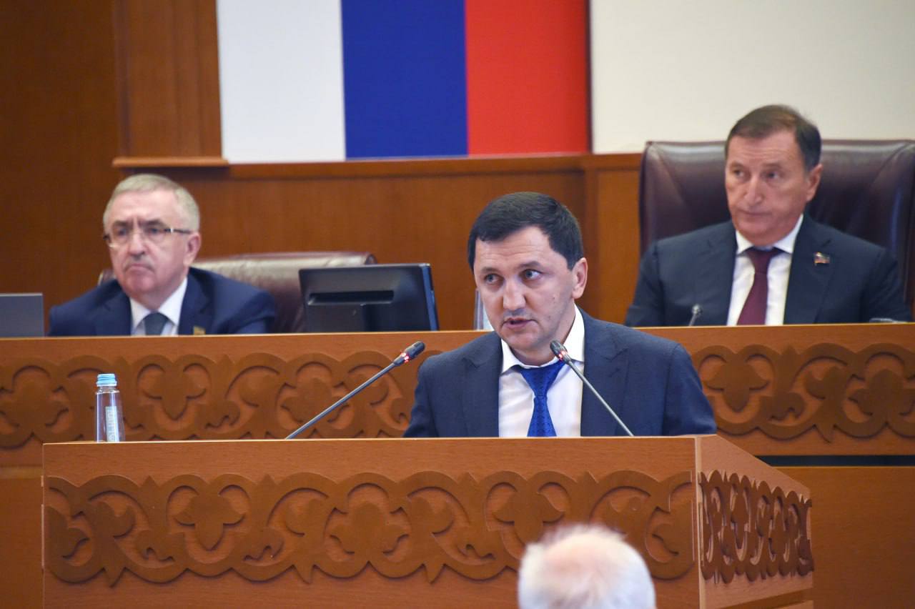 Проект закона Республики Дагестана «О внесении изменений в Закон Республики Дагестан «О народных художественных промыслах» принят в первом чтении