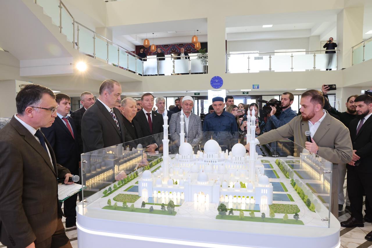 Сергей Меликов о строящемся в Дербенте Духовном центре