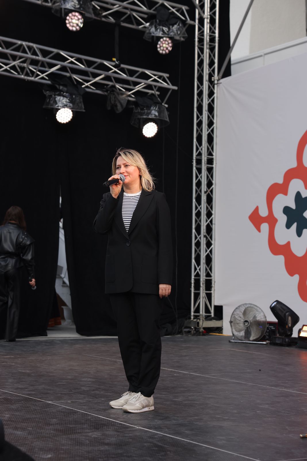 Не прощаемся, а говорим до свидания!